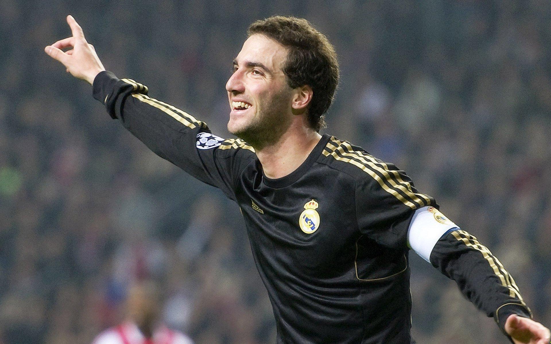 姆巴佩梅开二度助巴黎圣日耳曼挺进欧冠八强