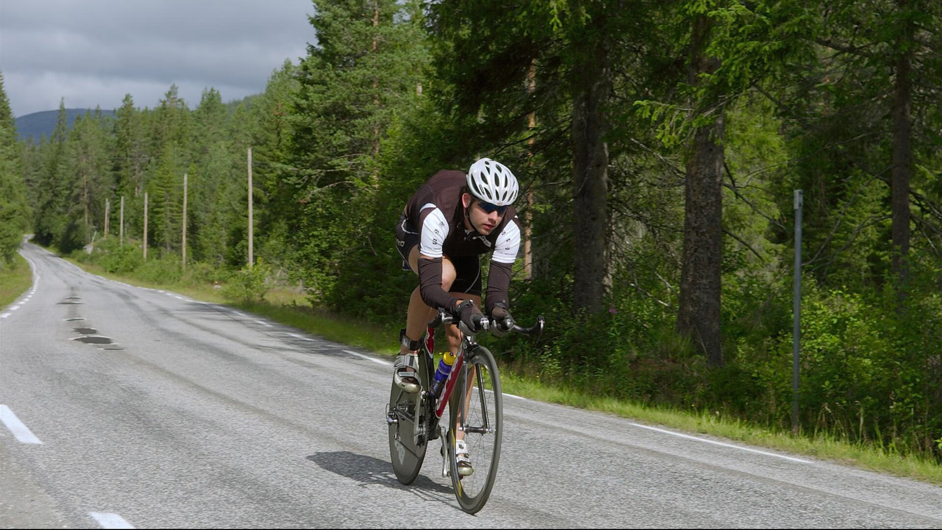体育明星携手慈善机构 助力贫困地区青少年体育发展